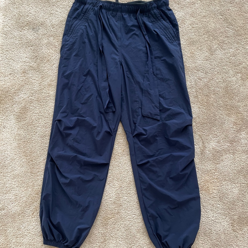 Paskho pants with elastic waist and ankles